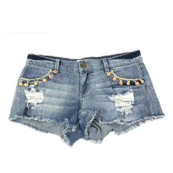 Womens Cut Off Jean Shorts Size 26 Booty Denim Shortie Pom Pom Pockets Distress‎ - Picture 1 of 8